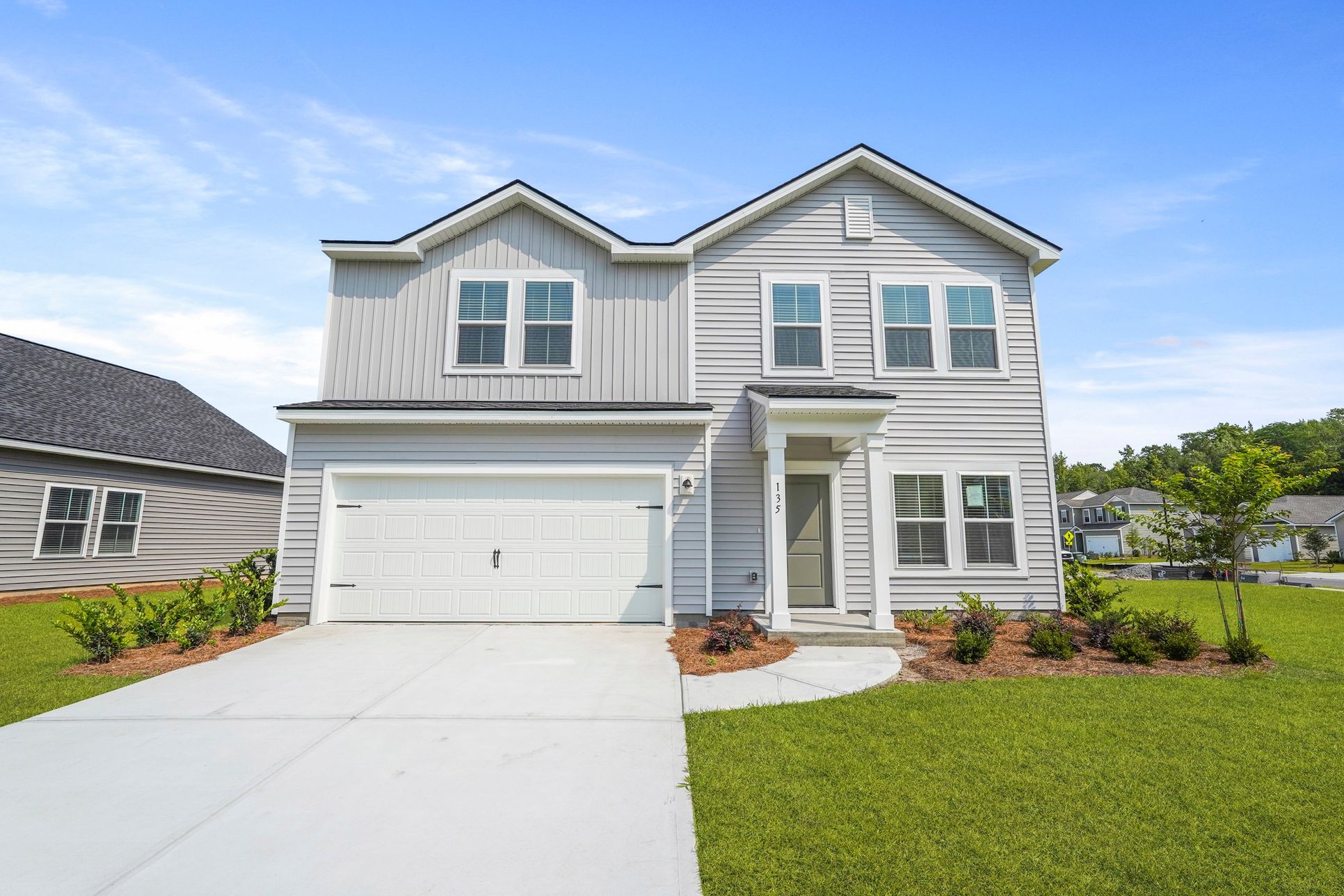 Exterior:Oleander CA