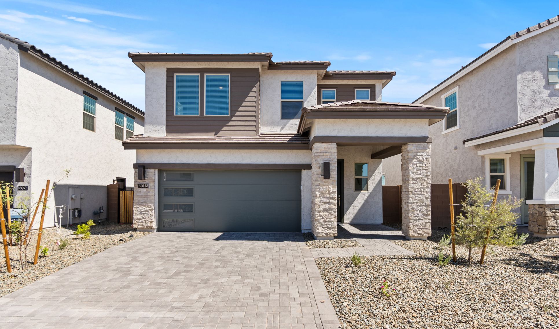 Exterior:Prairie Willow Contemporary ZA