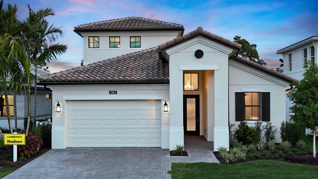 Exterior:Front Elevation