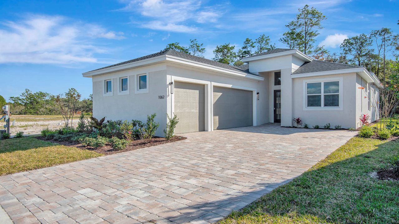 Exterior:Lila Model | Front Exterior