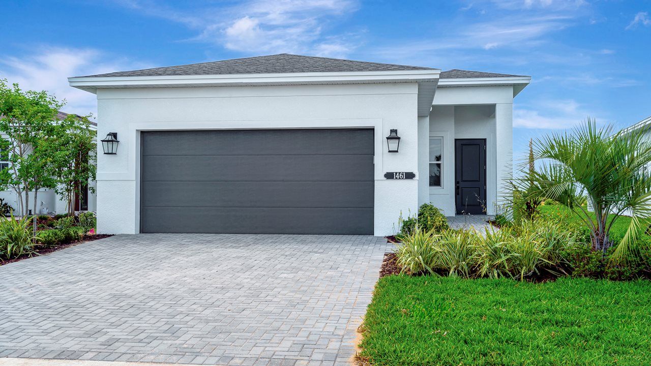Exterior:Claire Model | Front Exterior