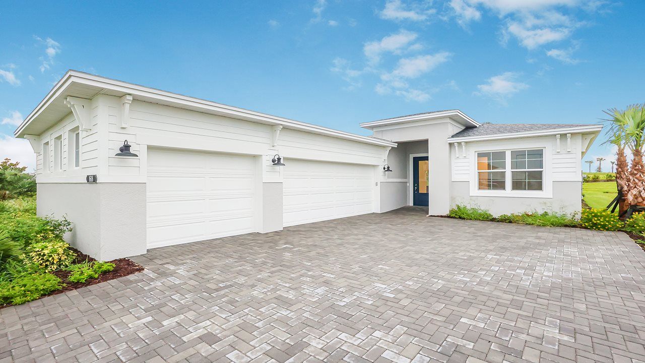 Exterior:Laura Model | Front Exterior