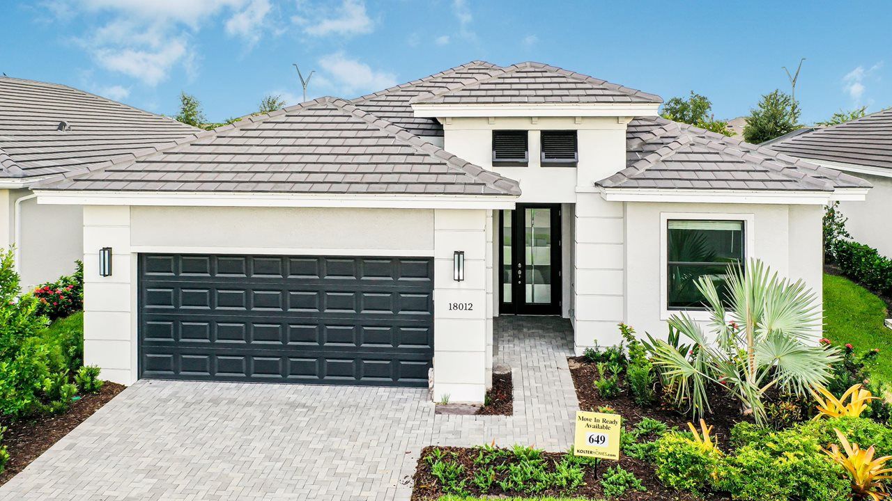 Exterior:Dania Model | Front Exterior