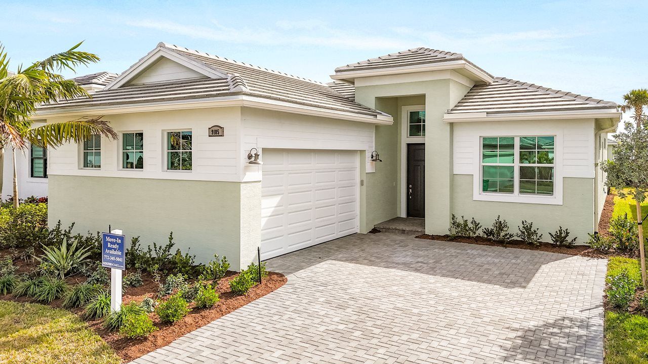 Exterior:Lila Model | Front Exterior