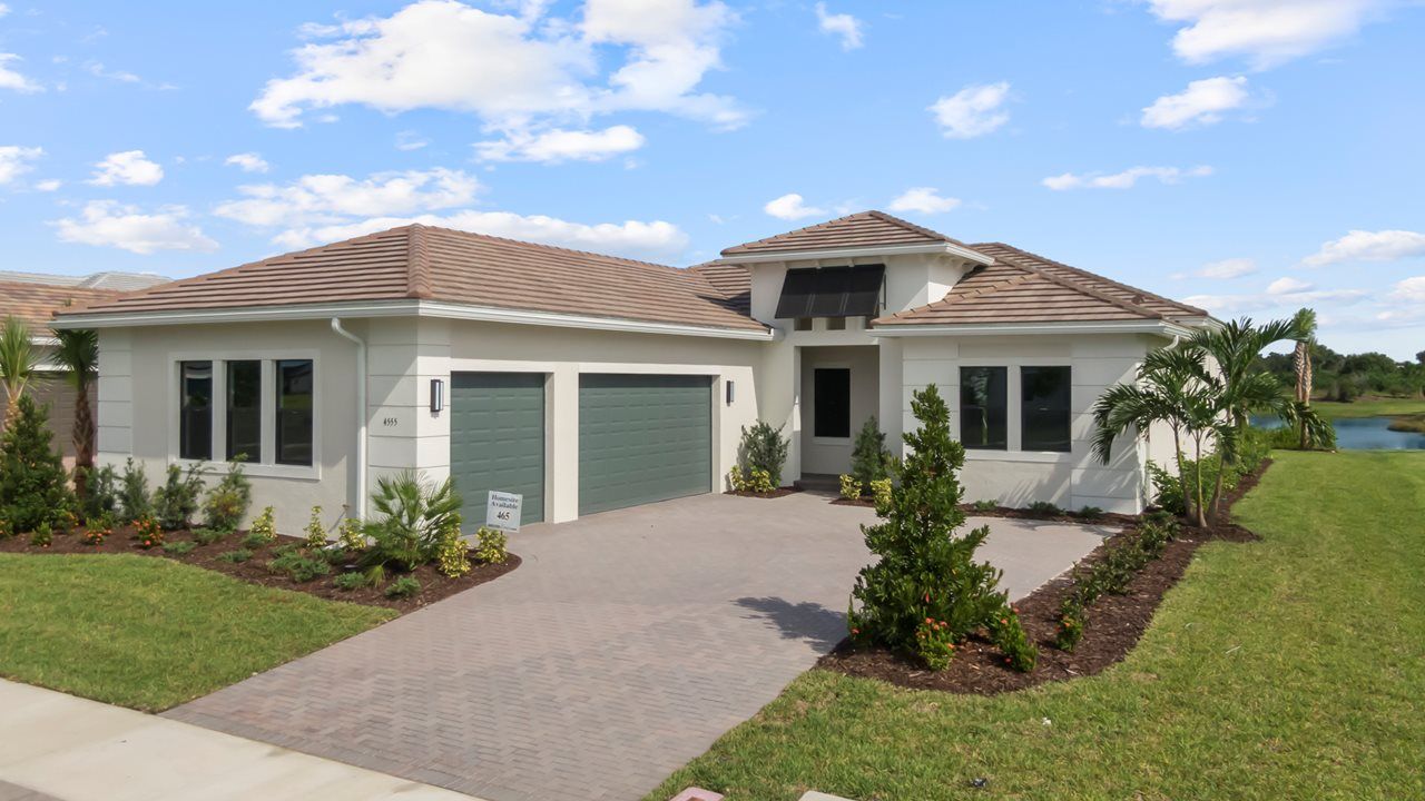 Exterior:Monet Model | Front Exterior