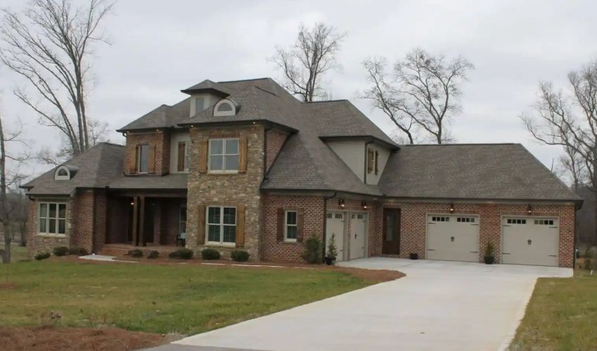 Lamon Mcdaniel Builders, Inc.,37801