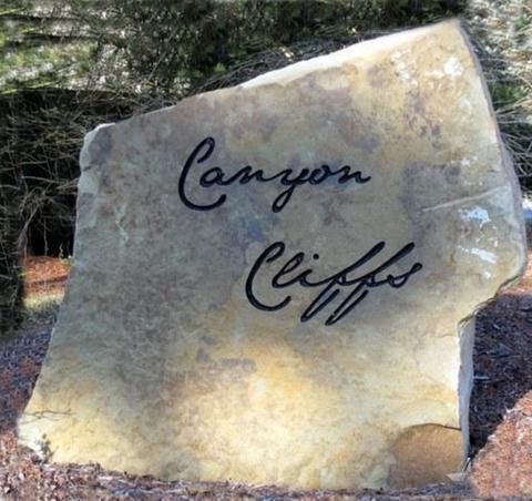Canyon Cliffs,46748