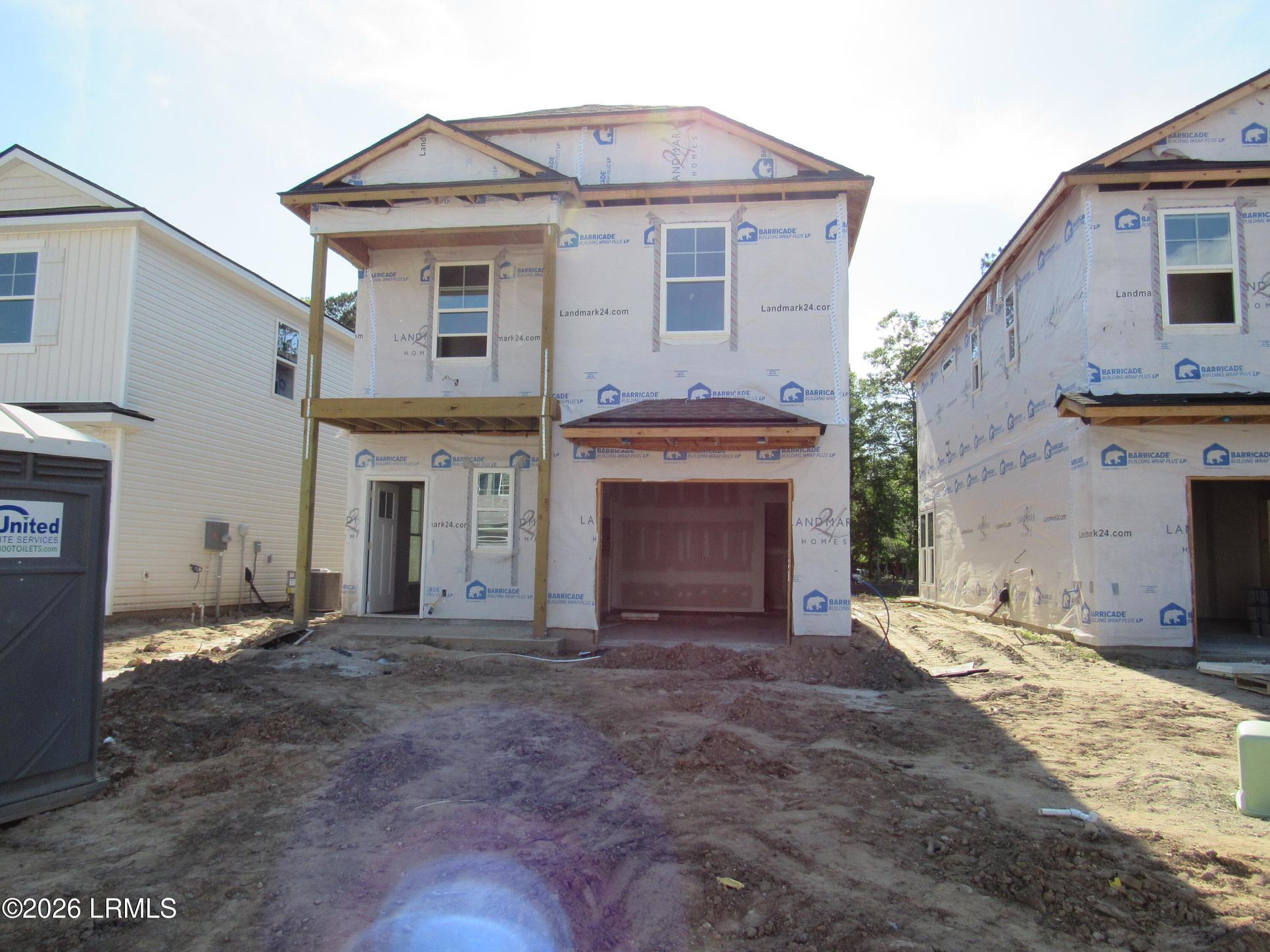Exterior:4 bedrooms
