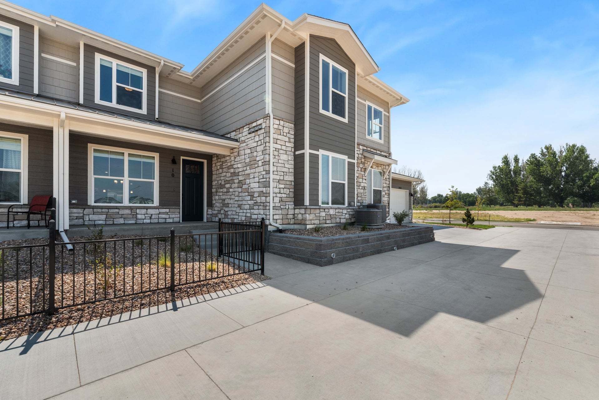 Exterior:Cascade Exterior