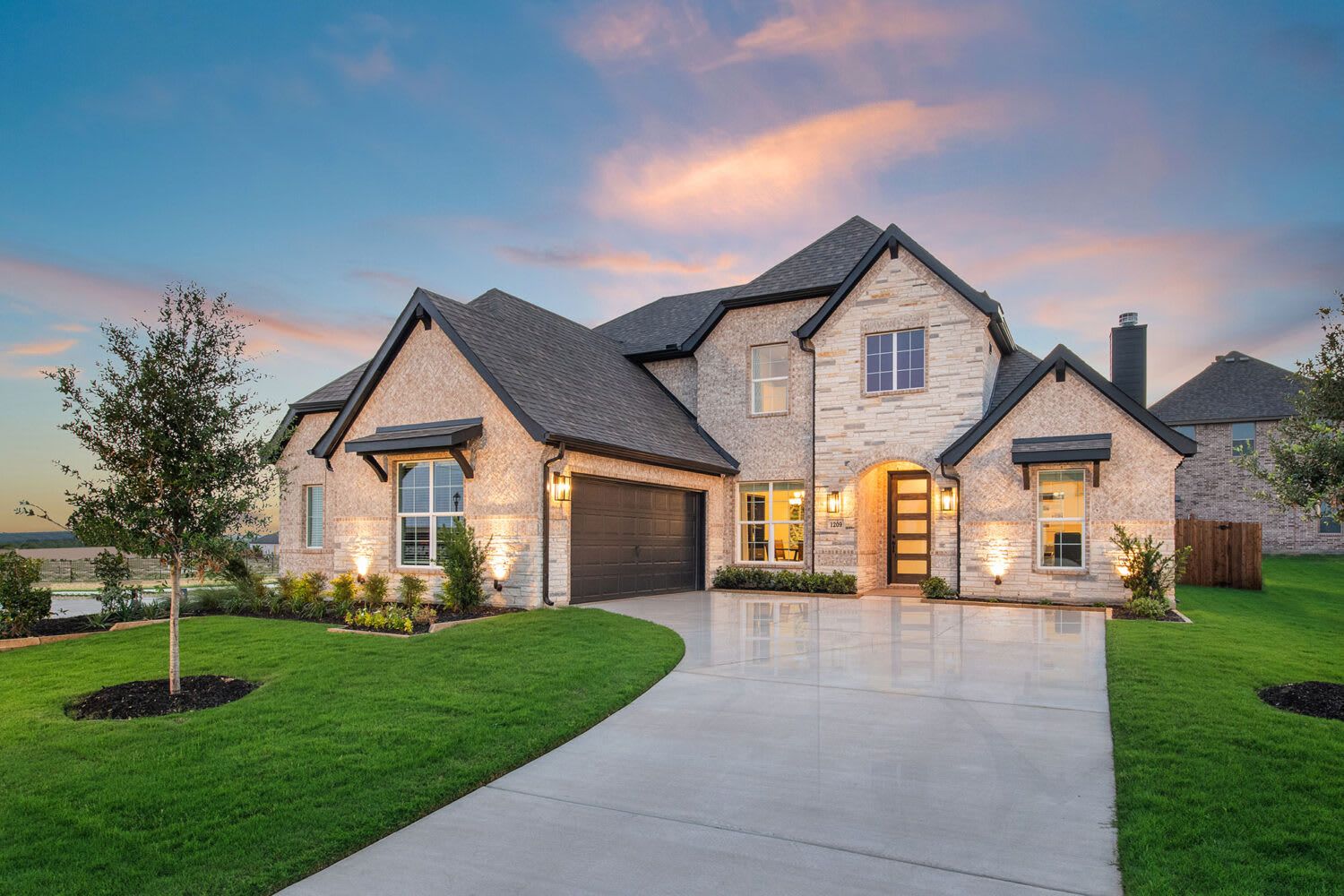 Villages of Walnut Grove,76065