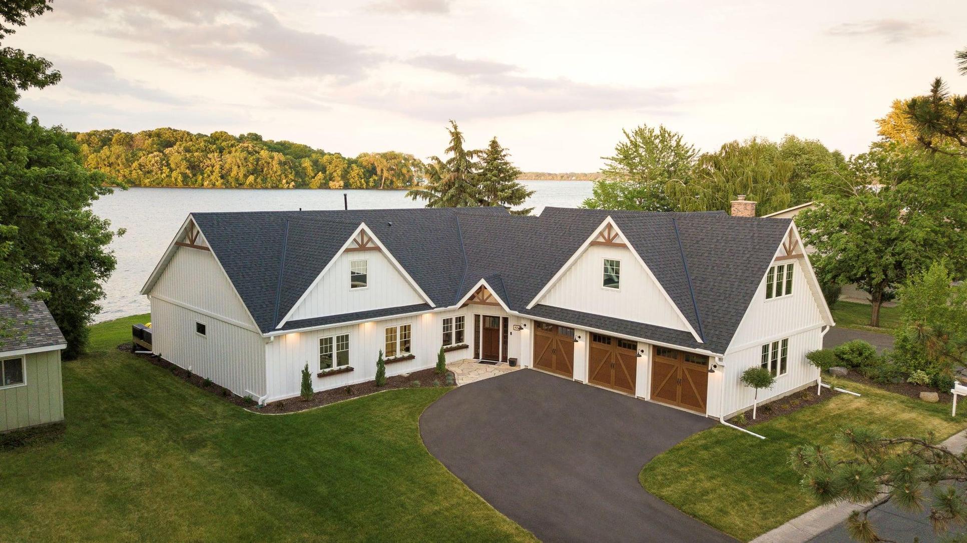 Larson Builders,55350