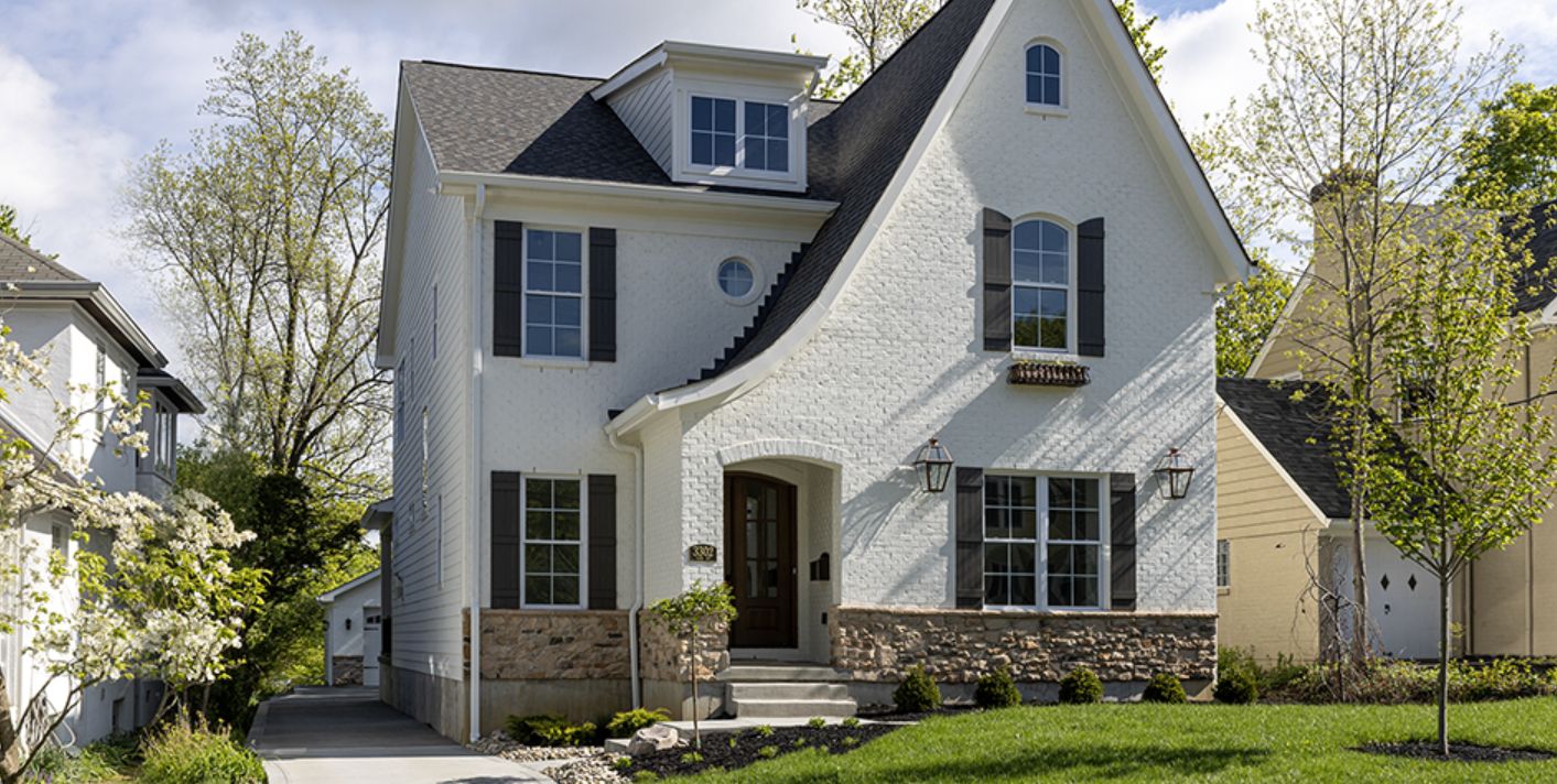 Legendary Custom Homes,45243