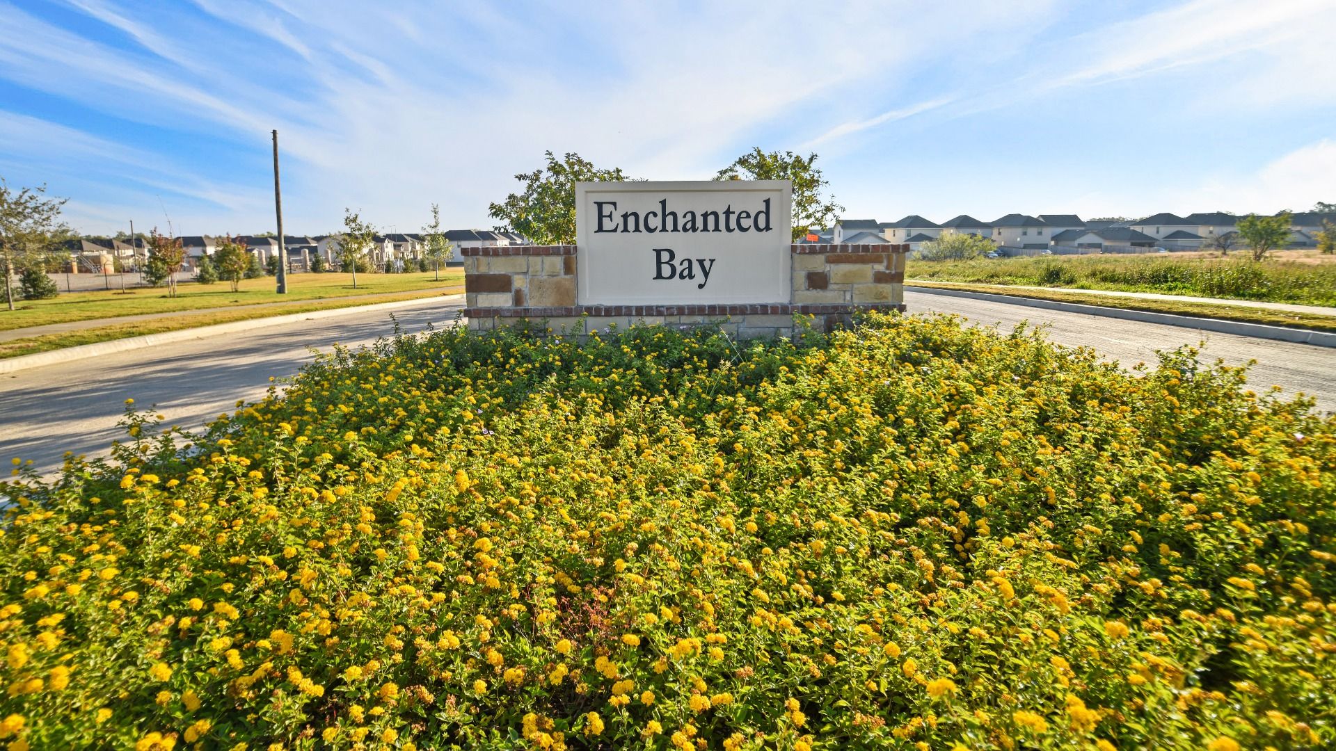 5625 Topwater Tr., Fort Worth 13.jpg:Enchanted Bay Entry Monument Sign