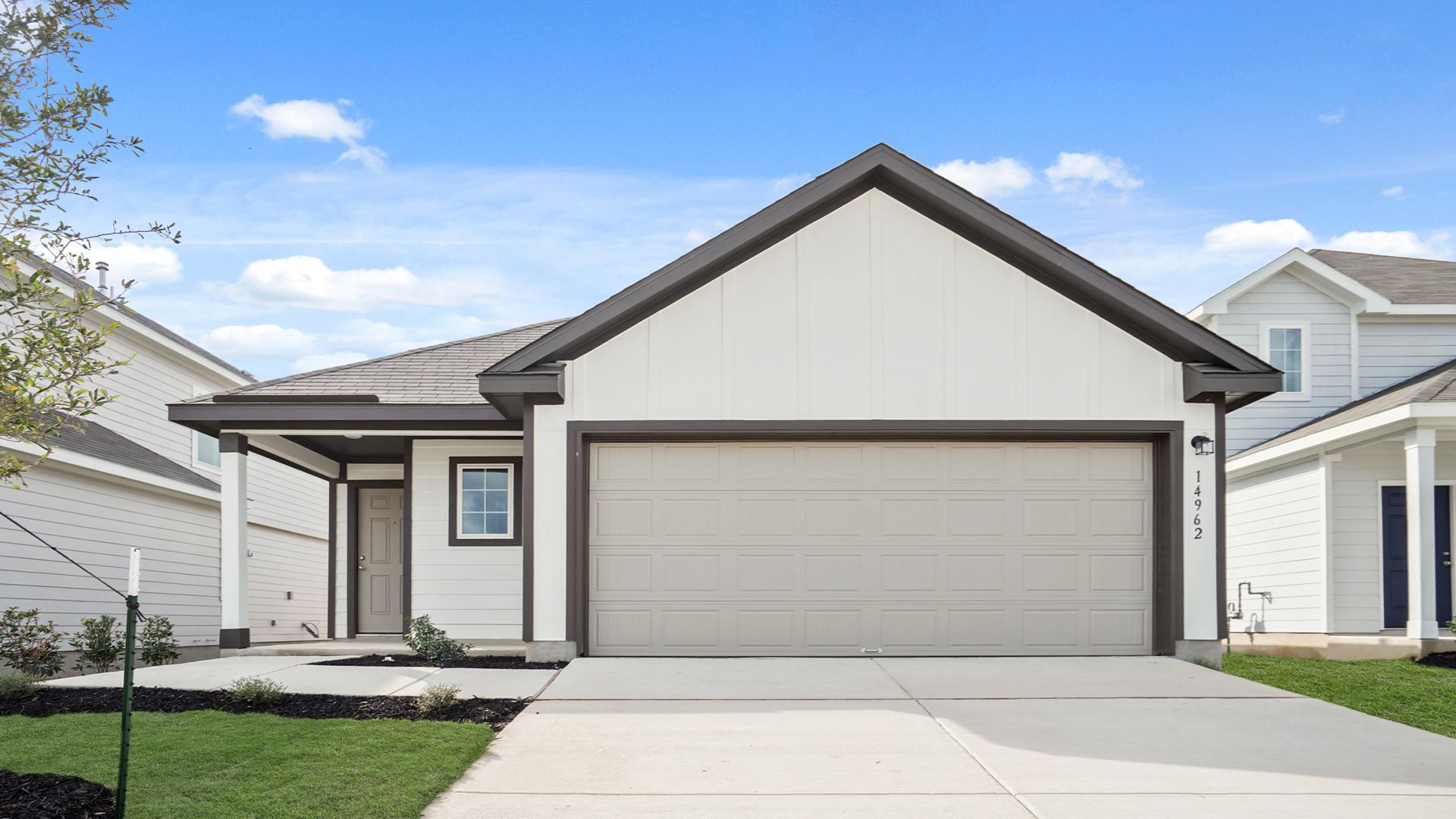 14962 Fischer Gdn San Antonio TX 78253 2.jpg:Exterior