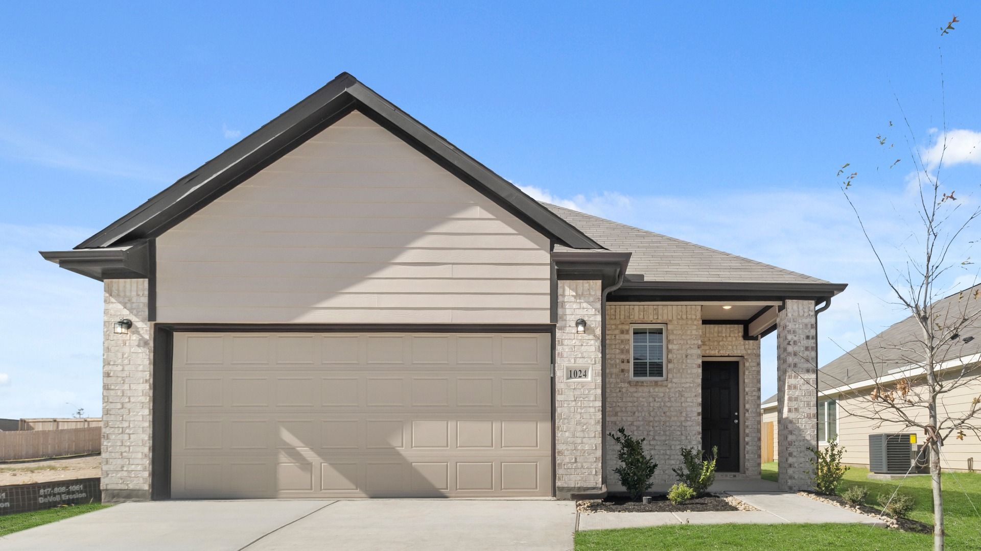 1024 Wind Drift Wy 1.jpg:Elevation I