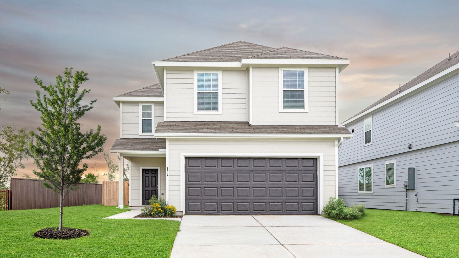 5610 Daniel Way 1.jpg:Lowry Floorplan - Elevation L Exterior