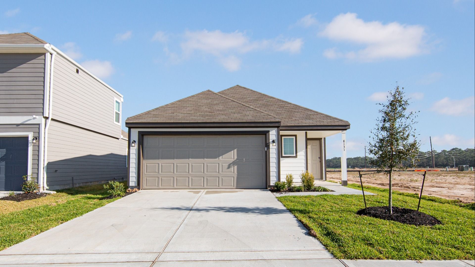 _8131 Vanilla Orchid Dr.-1 - Copy.jpg:Elevation N