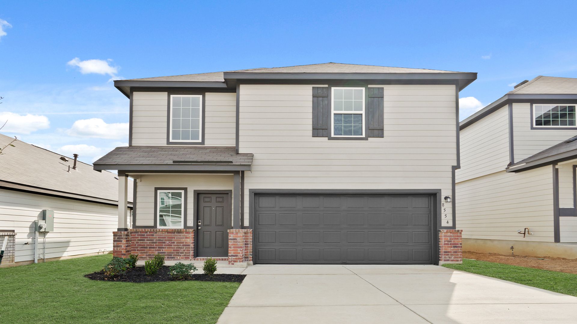 8554 Catnip Pass Elmendorf TX 2.jpg:Exterior