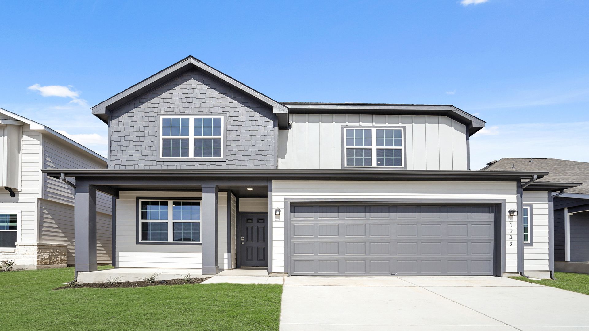 1228 Sweden Seguin TX .5.jpg:Exterior