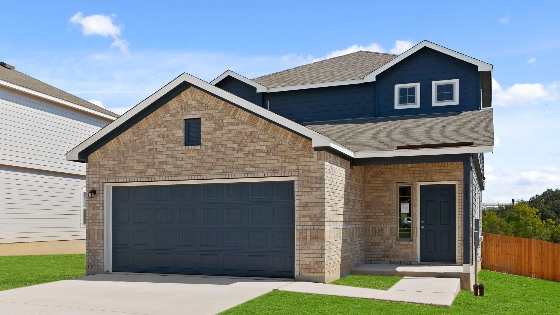 Woodland_2628_C.jpg:Exterior