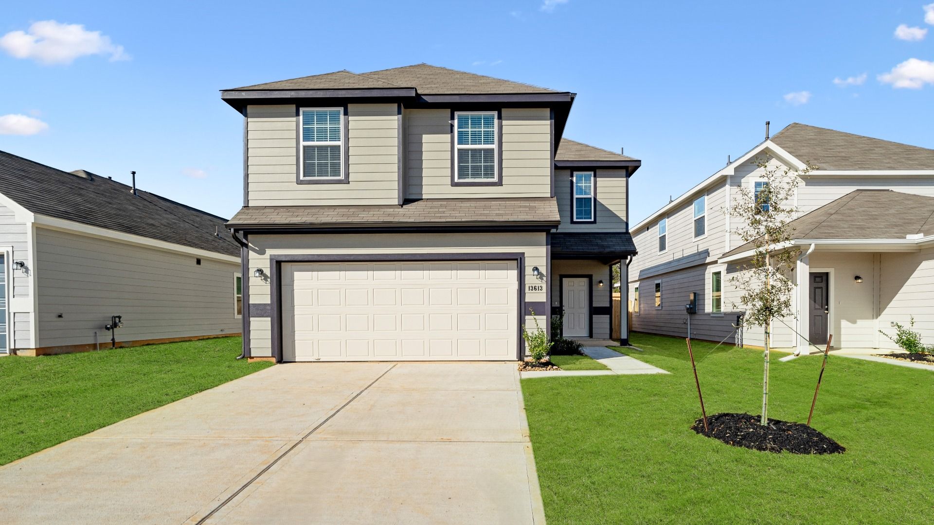 13613 Goldeye Drive Shenandoah 77384 1.jpg:Elevation L