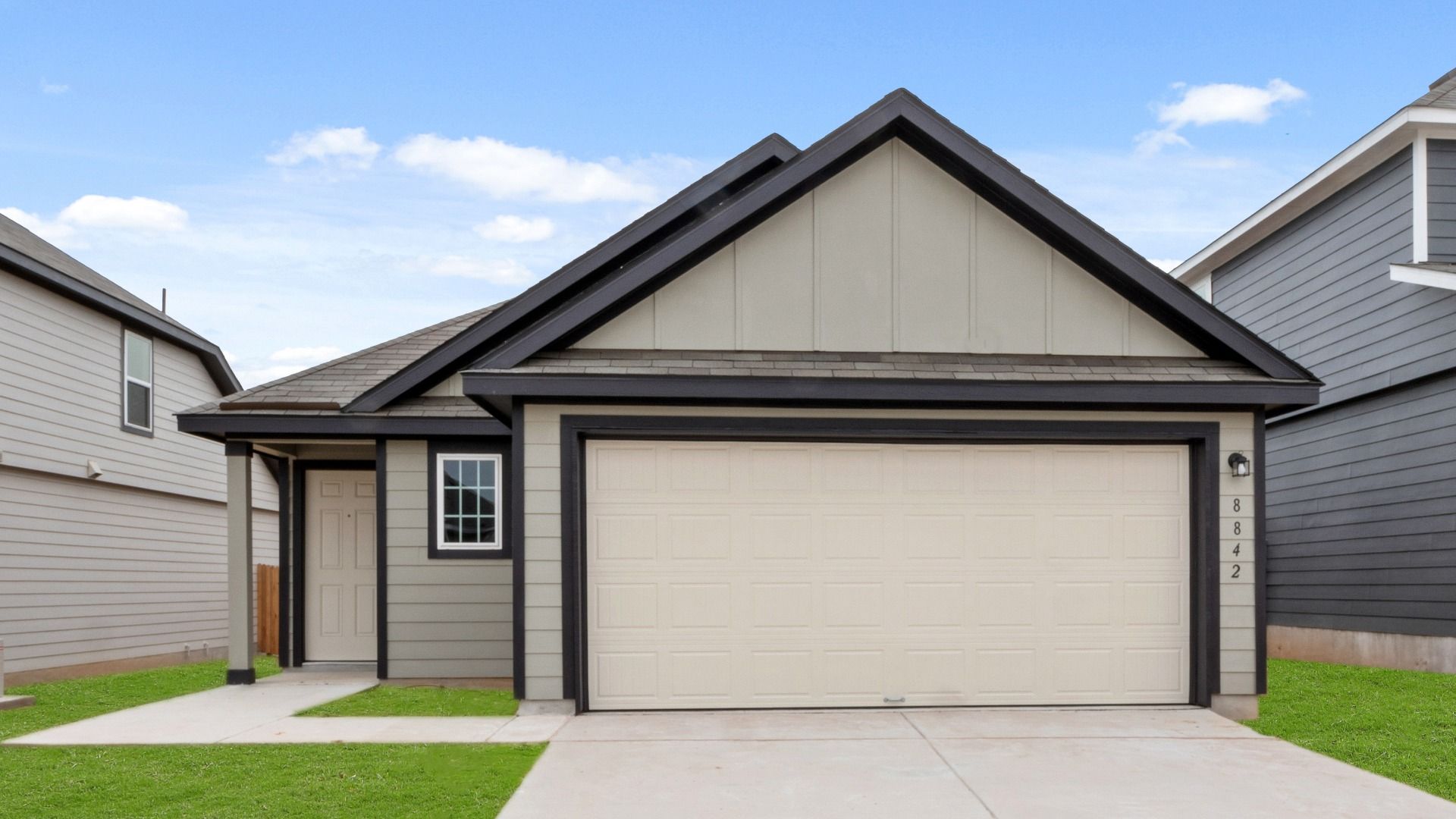 Legend Homes_Aspen 3004_M_HR.jpg:Exterior