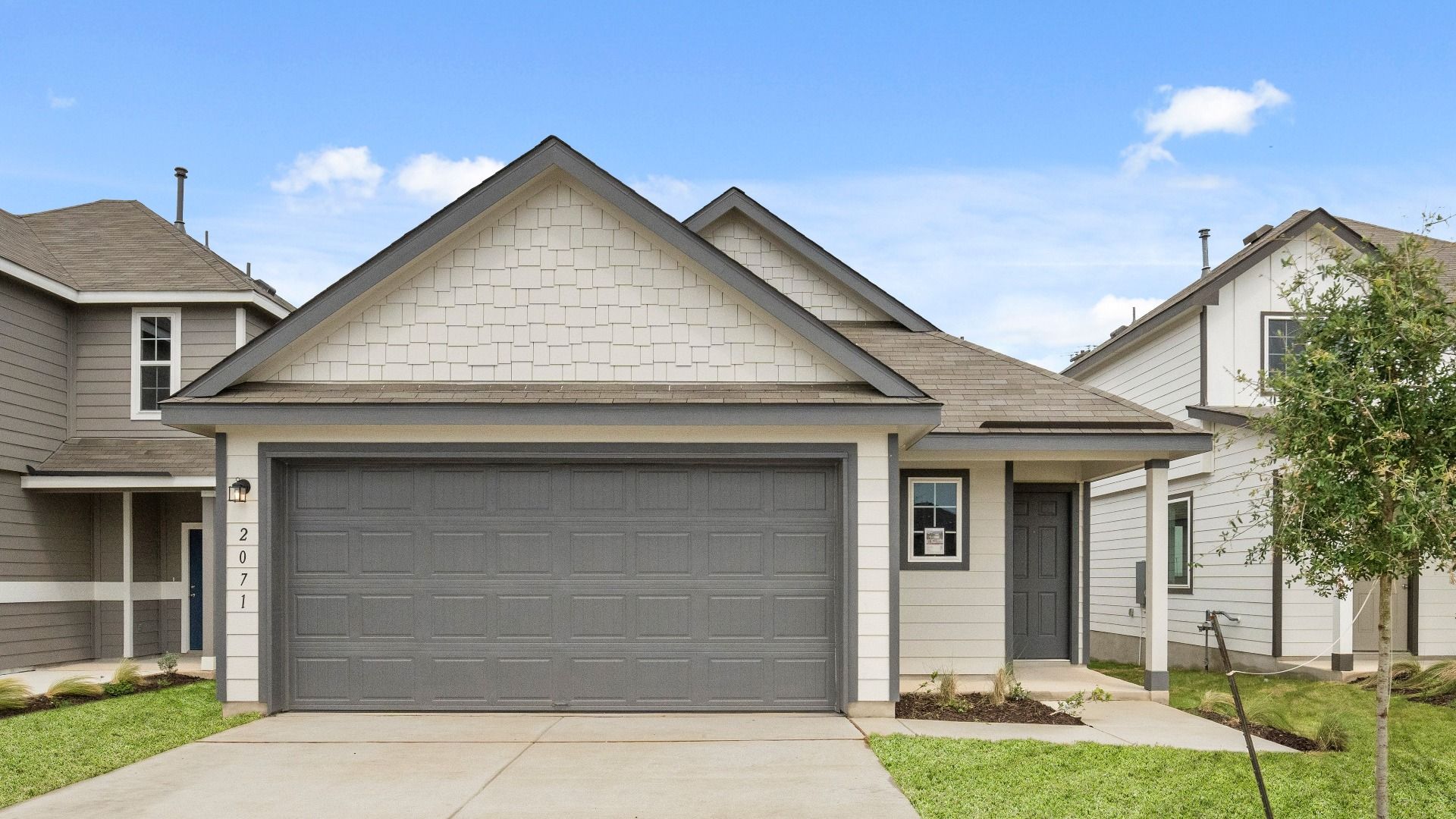 Legend Homes_Aspen 3004_N_HR.jpg:Exterior