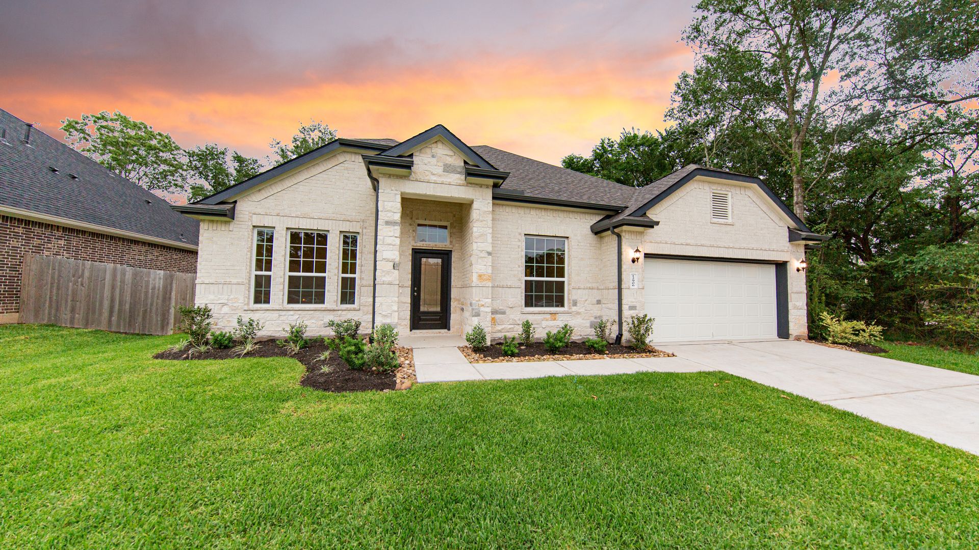 _12906 Walden Rd.-1.jpg:Elevation B