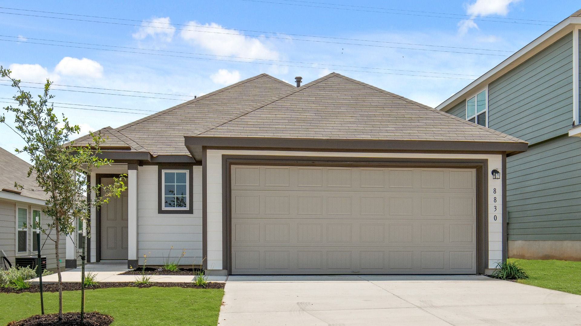 Legend Homes_Aspen 3004_L_HR.jpg:Exterior
