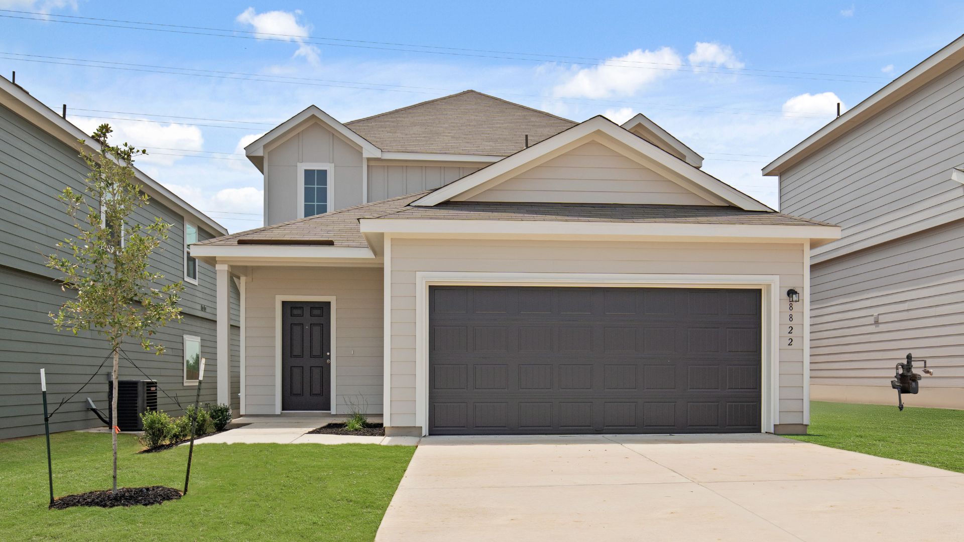 L P H Redbud 3018 M_HR.jpg:Exterior