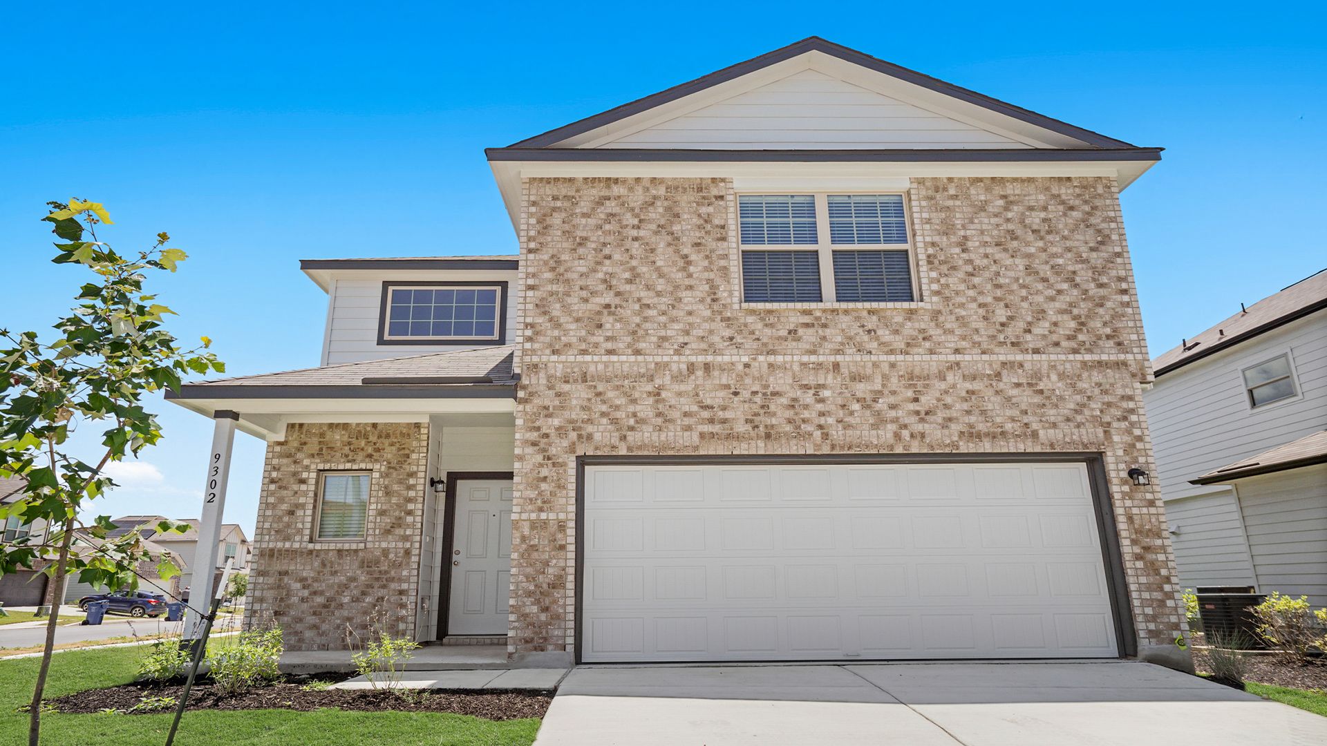 Fulton_2125_B.jpg:Exterior