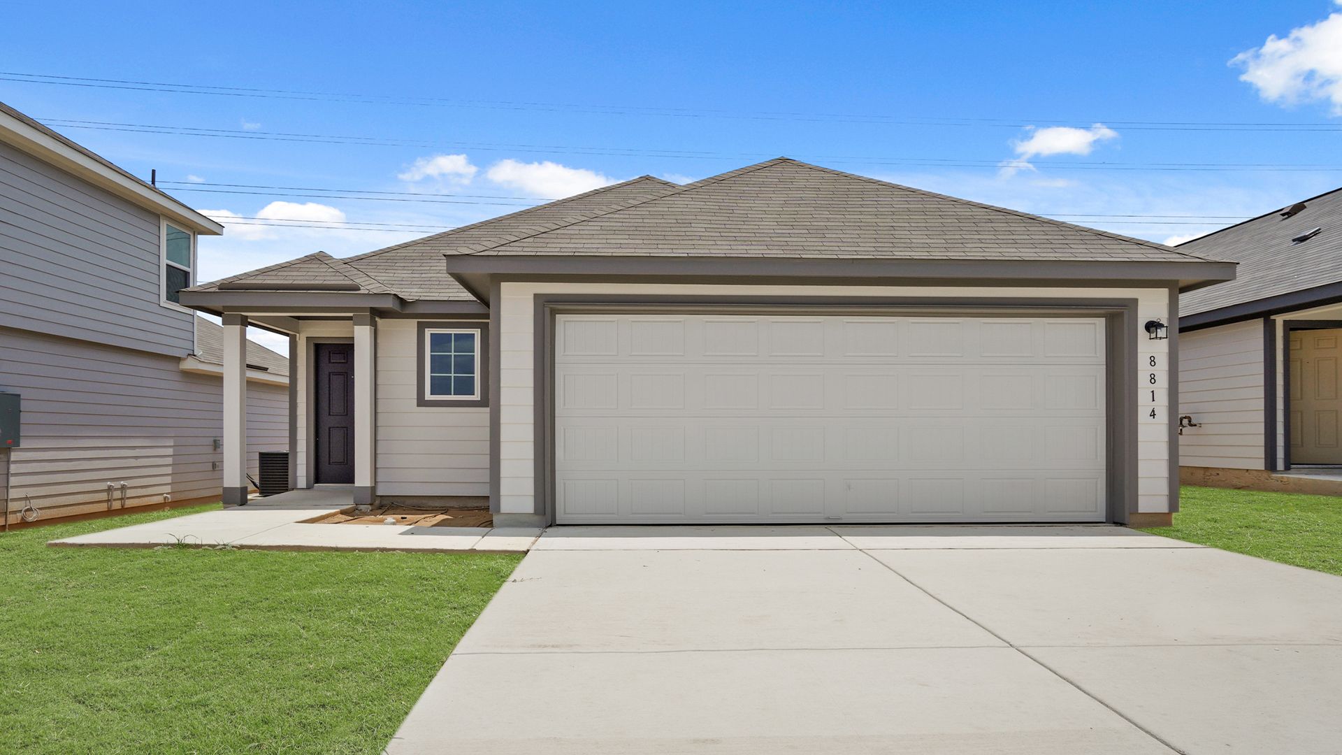 Legend Homes_Aspen 3004_L_HR.jpg:Exterior