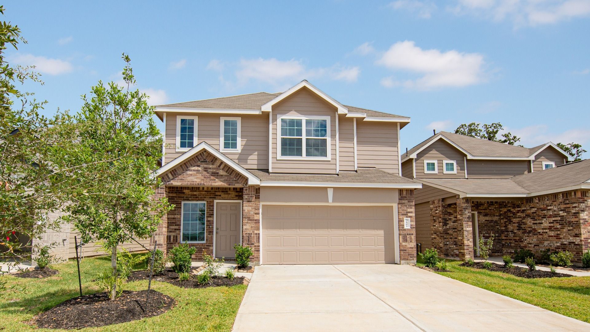 _3801 Alexus Dr.-1 - Copy.jpg:Elevation B