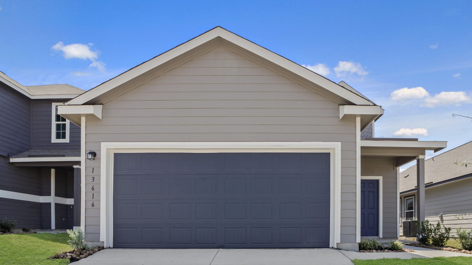 L P H Redbud 3018 N_HR.jpg:Exterior