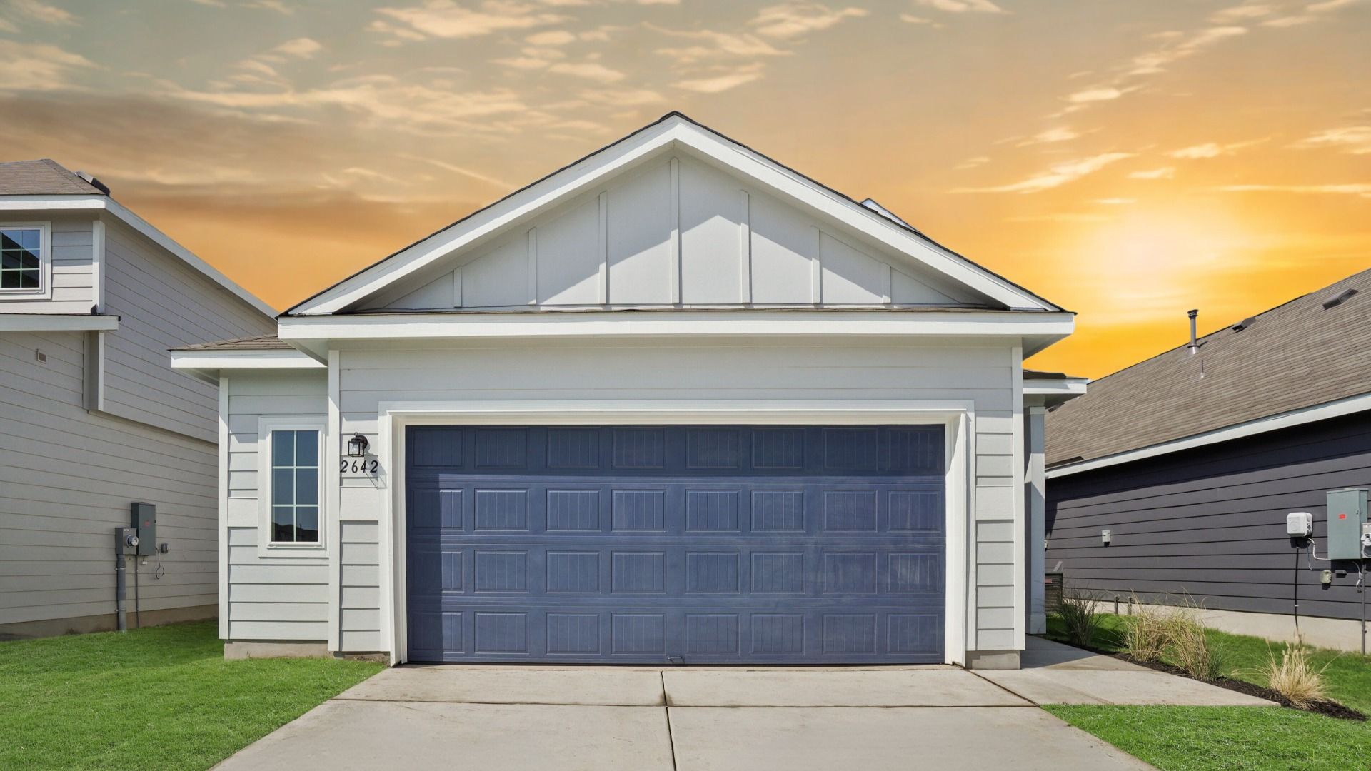 Legend REV_HT Augusta 2507 M_HR.jpg:Exterior