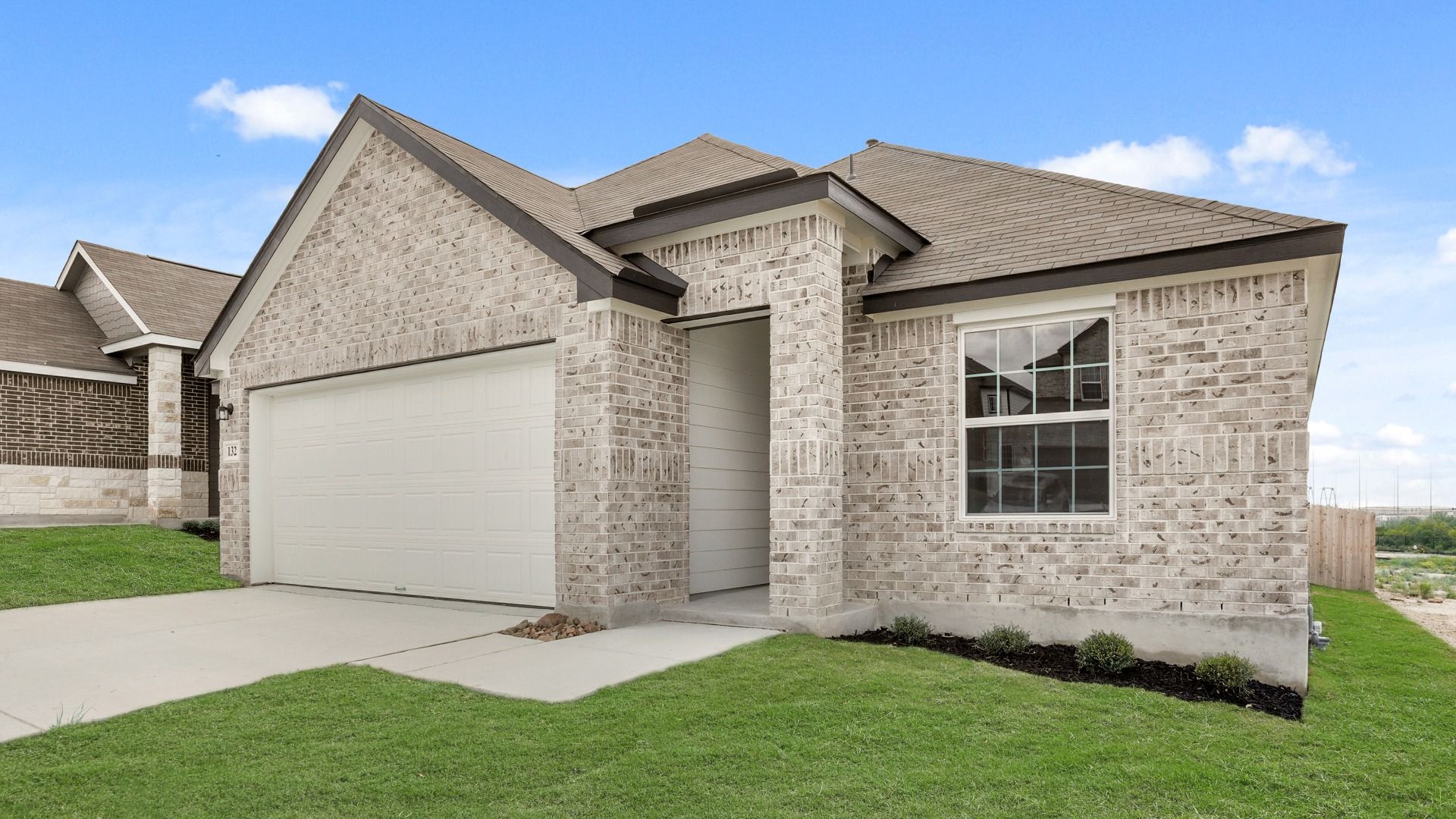 Legend Homes_Ravenna 3503_A.jpg:Exterior