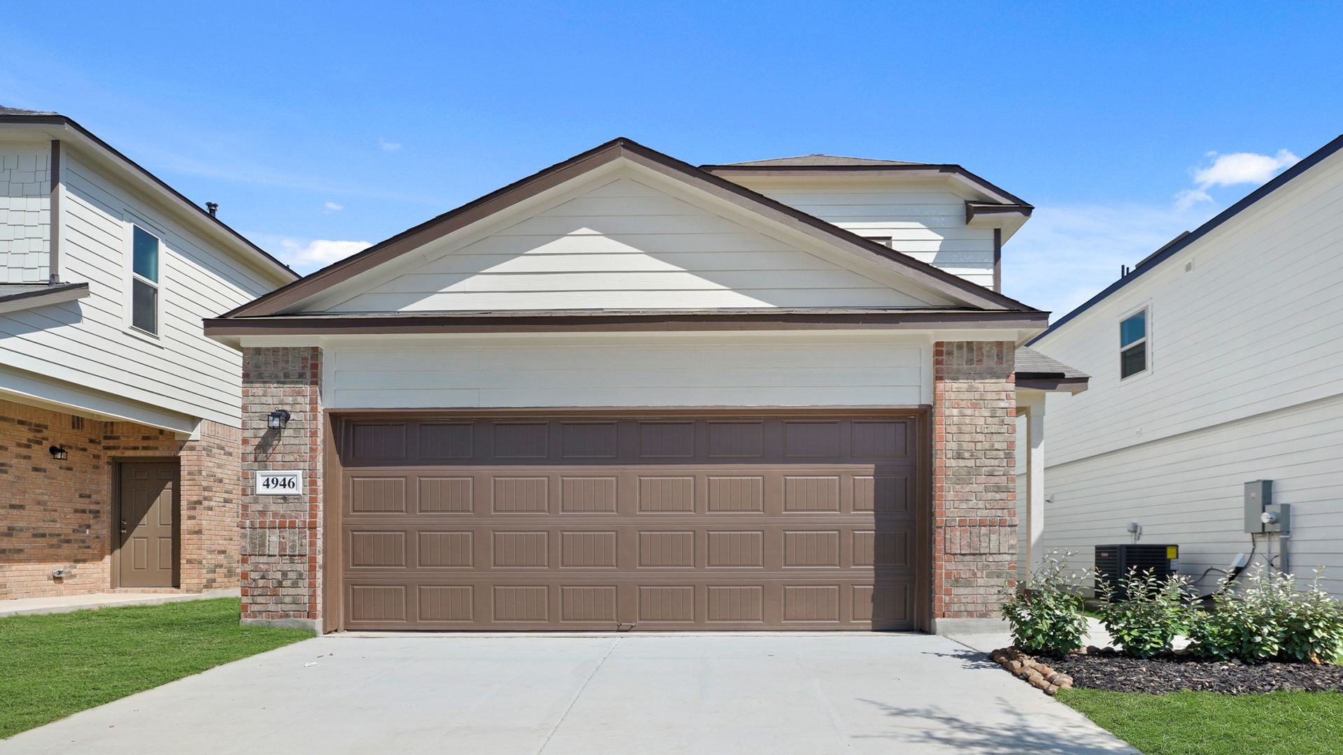 4946 Blue Ranch San Antonio TX 78222 2.jpg:Exterior