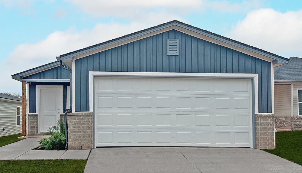 Exterior:RC Guthrie 1219 Colt Dr Guthrie 1614 WE B2
