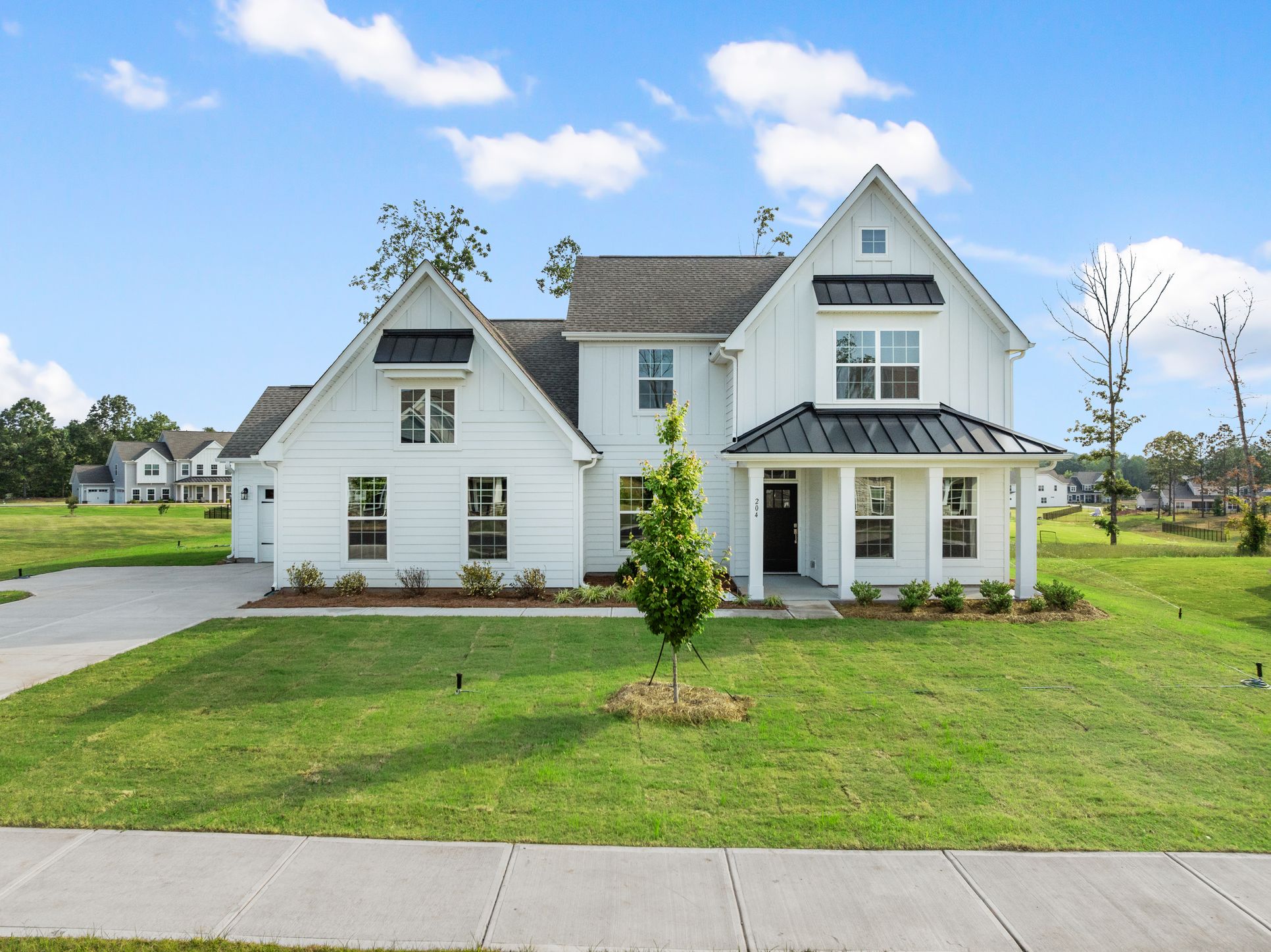 Exterior:204 Isleview2