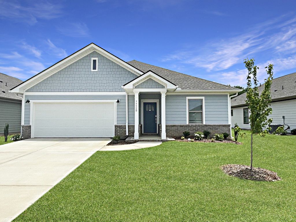 Exterior:Craft Springs Charle 115 Front Exterior