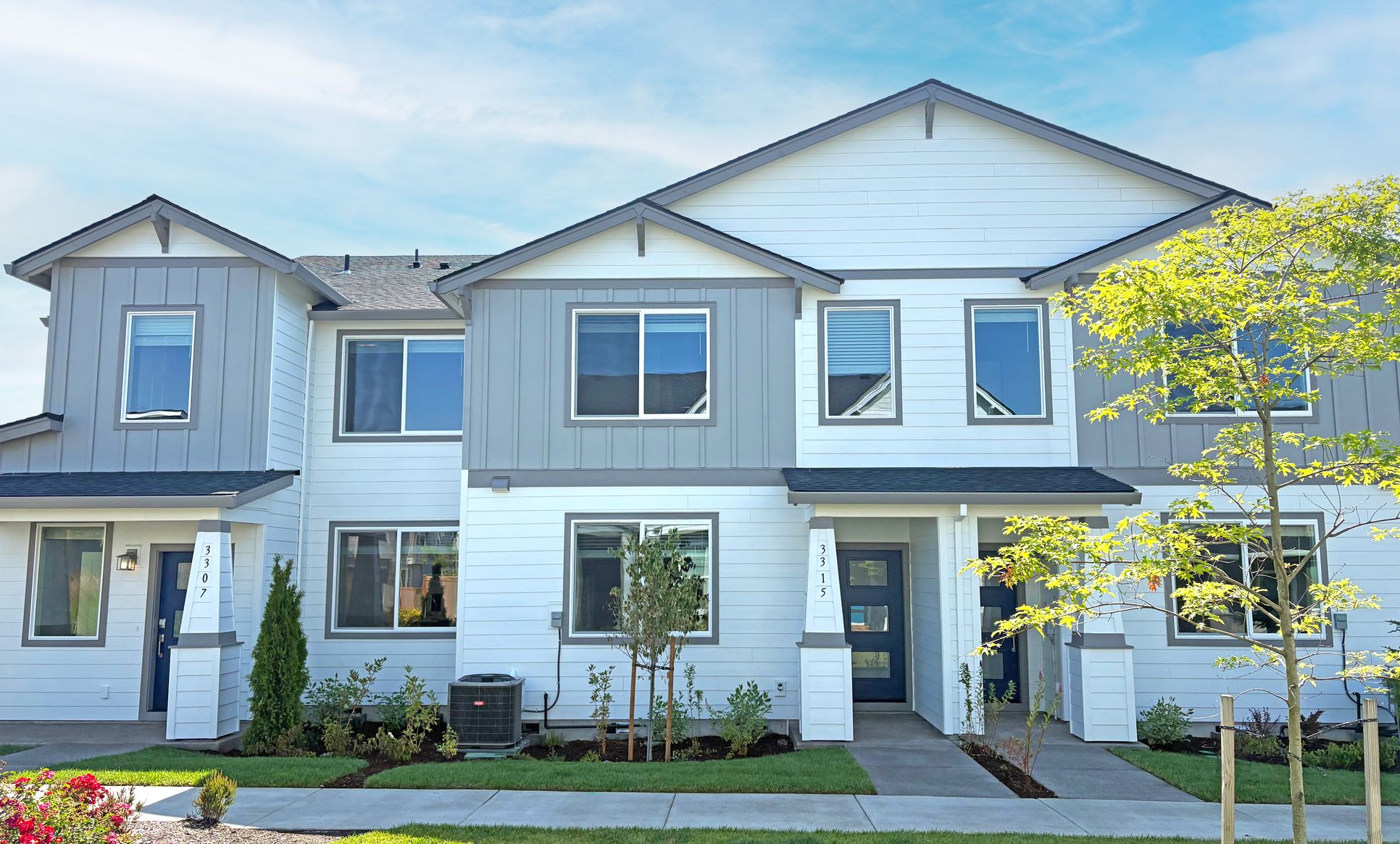 Exterior:Reeds Crossing Brookings H S1397
