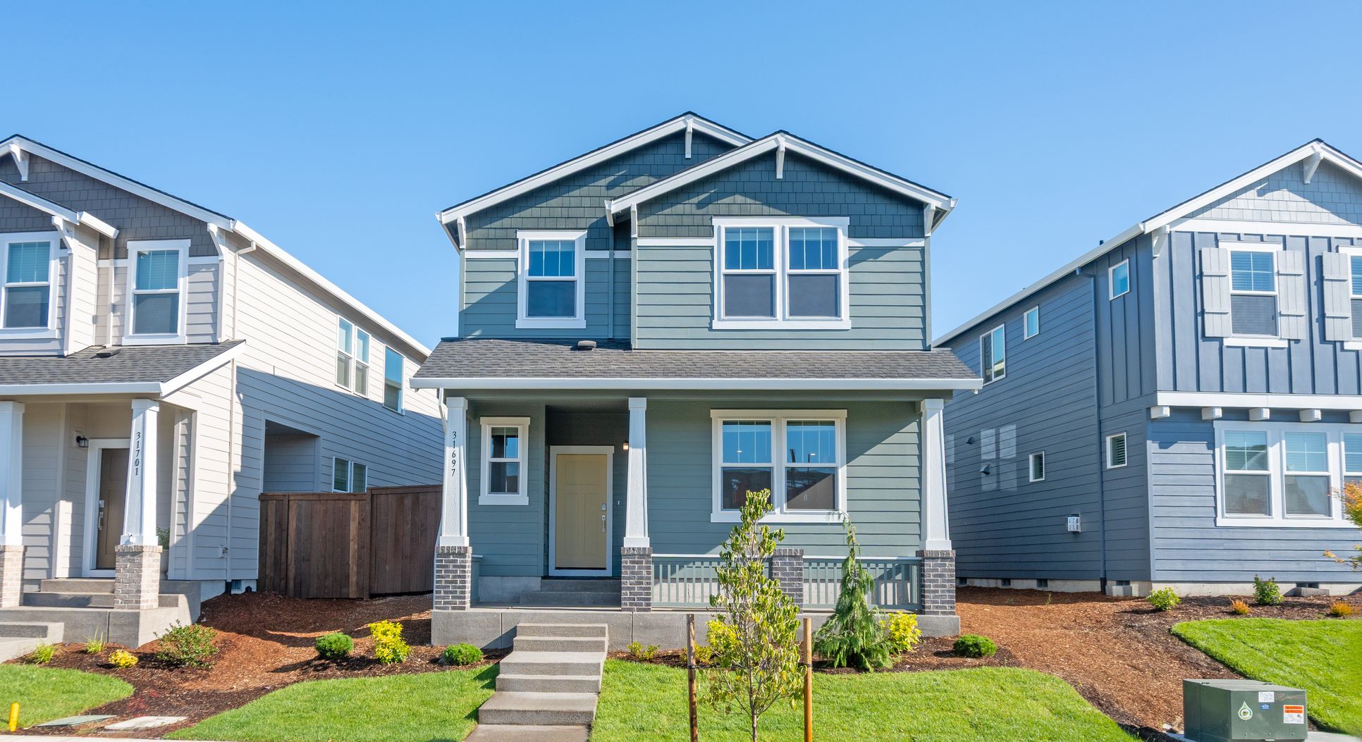 Exterior:Brynhill Clark H S380