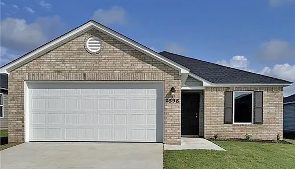 Exterior:2598 E Meramec St QMI WEB RC Wright 0151