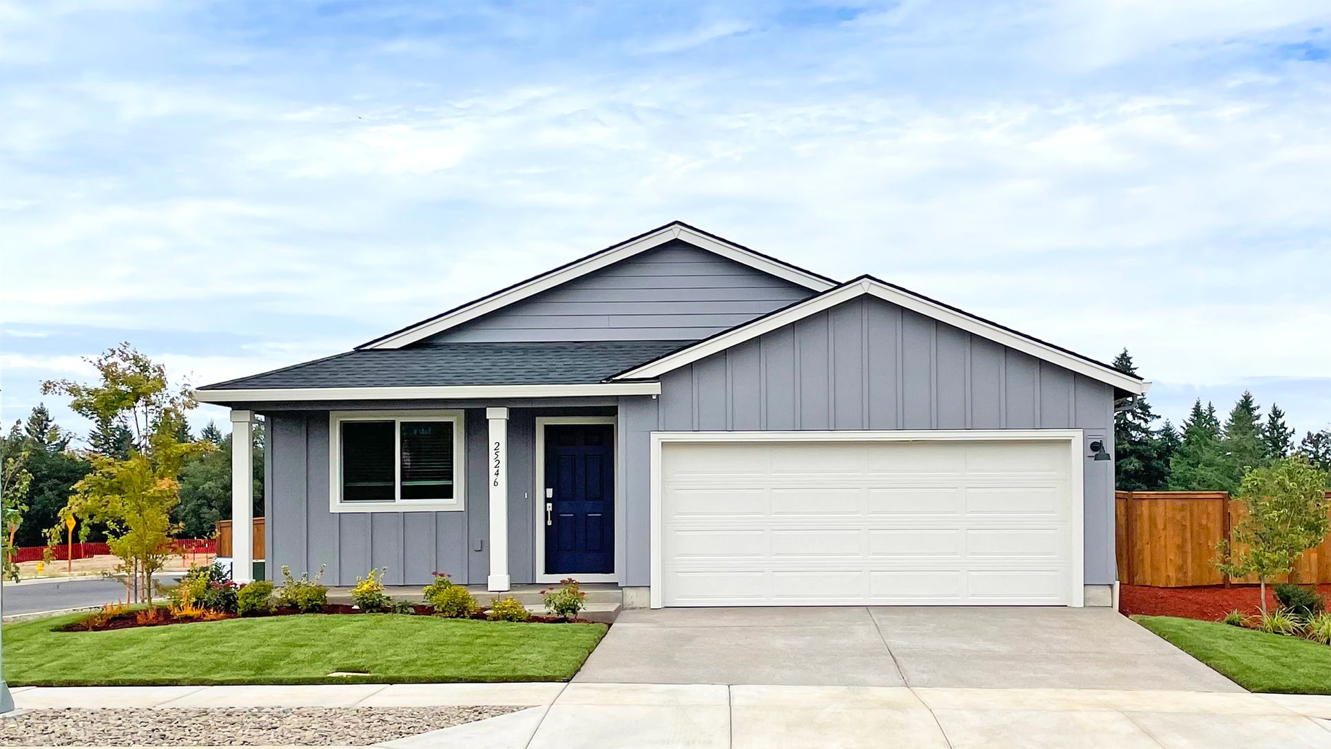 Exterior:Oakley Estates Alderwood H S8