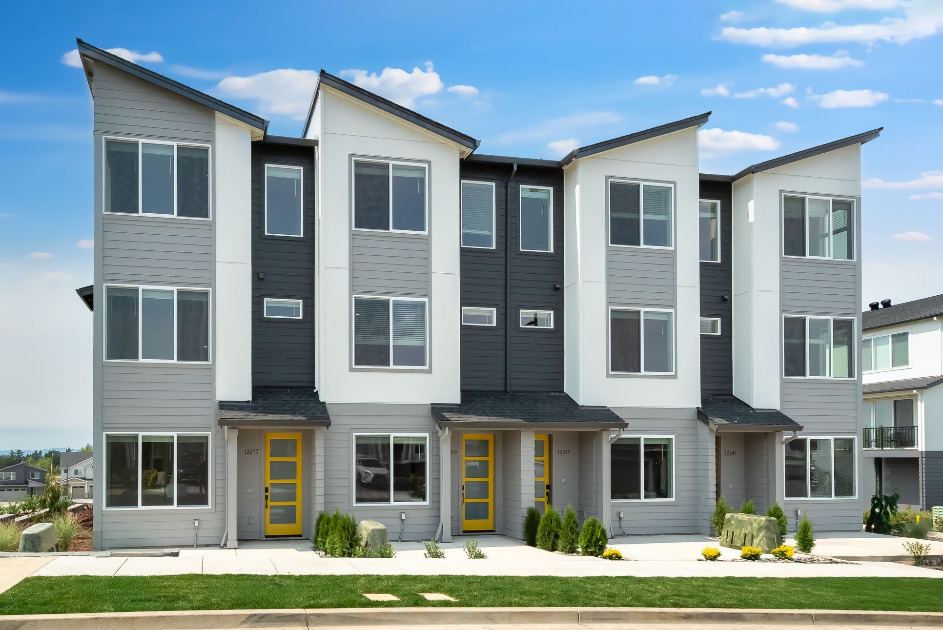 Exterior:Scholls Heights Bella H S61 02 (1)