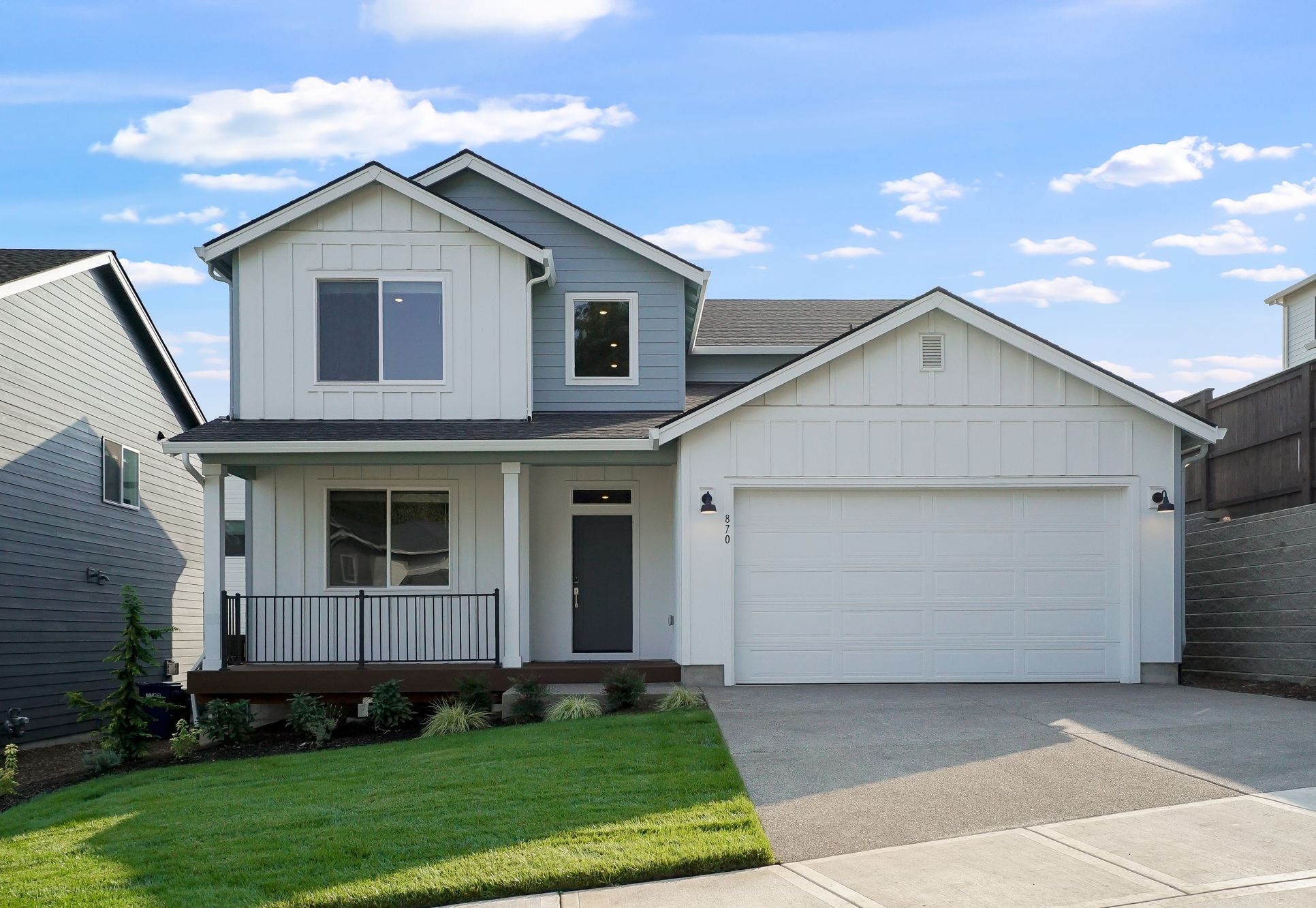 Exterior:Parkview Terrace Burlington H S84
