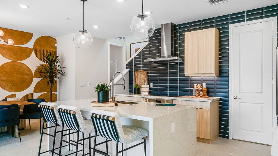 Canyon View Res4 Kitchen 2of3 F1