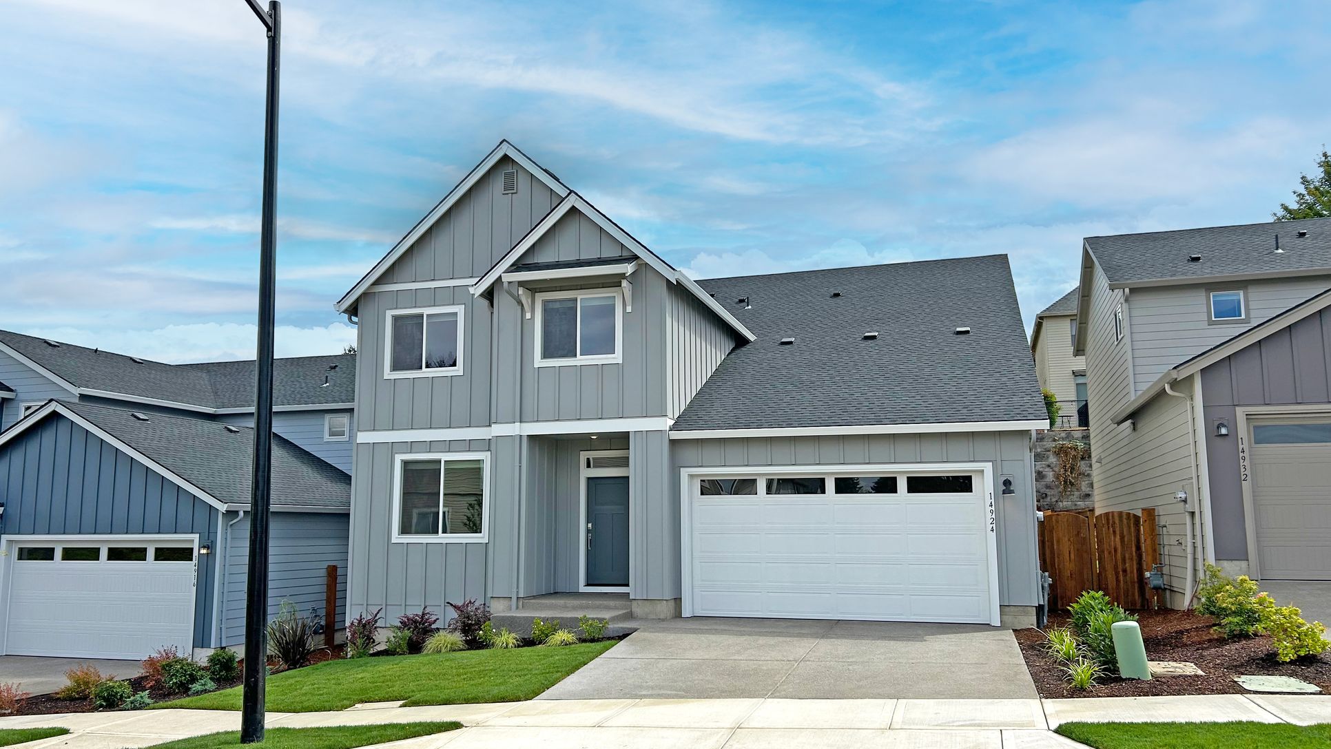 Exterior:South River Terrace Sellwood H S53