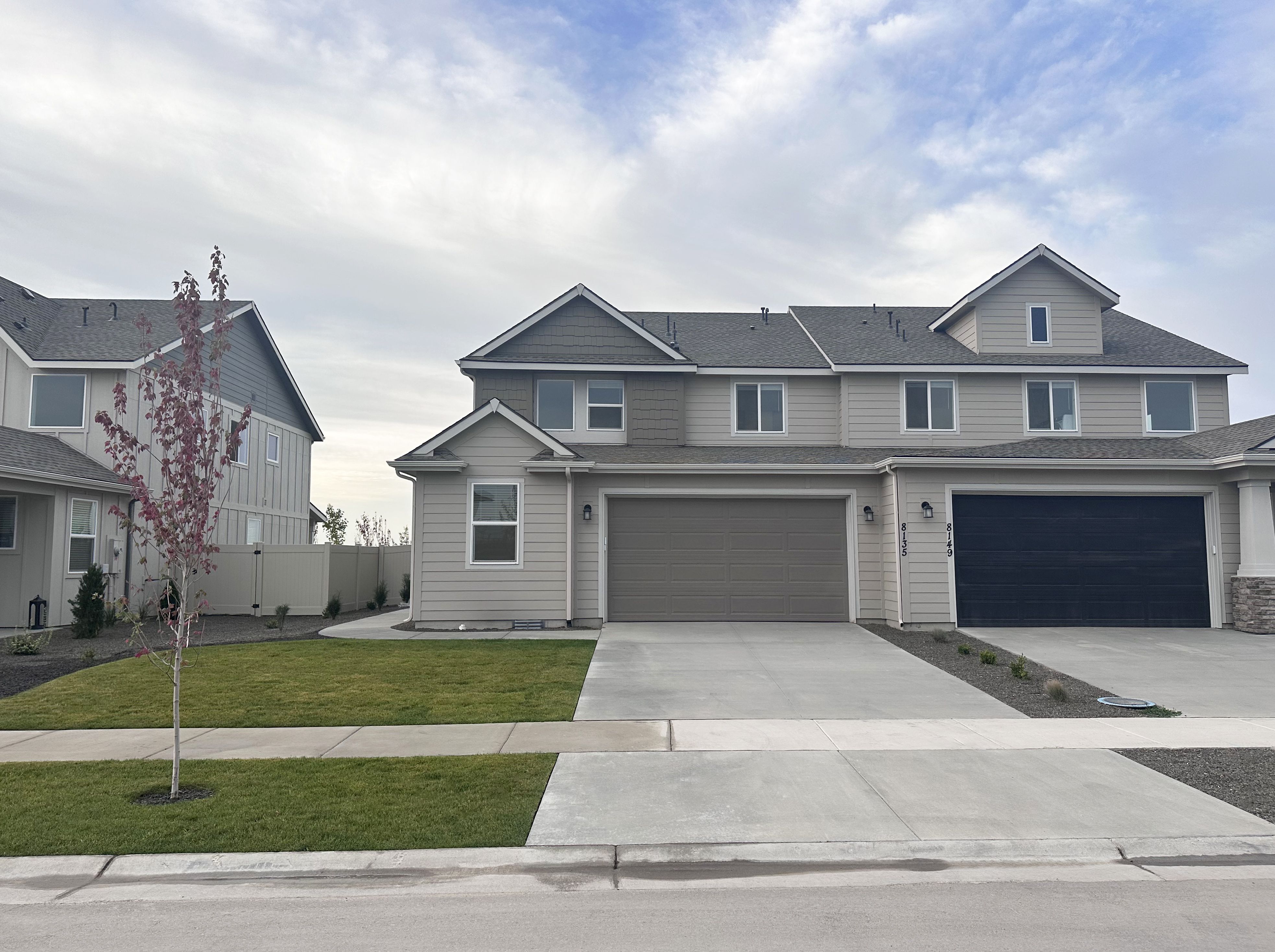 Exterior:Eagle Ridge Plan1785 H S0705 8135 Grey Alder
