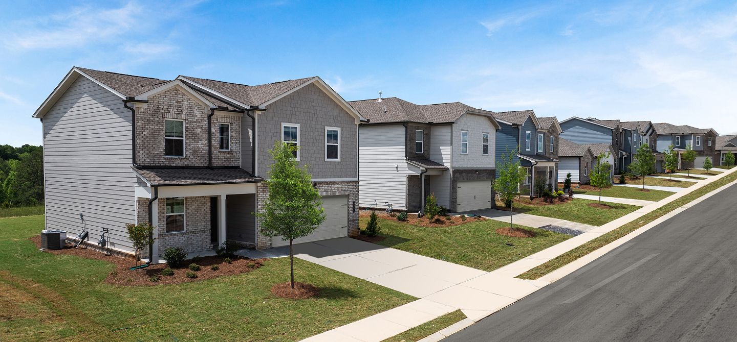 Summit View Streetscape 081425